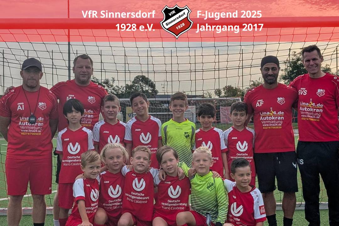 Mannschaftsfoto der Bambini aus der Saison 23/24 Mannschaftsfoto der F2-Junioren U8 mit den Trainern Ali Firat, Antonio Illiano, Sven Schmidt und Matthias Jendrzewski aus der Saison 25/26