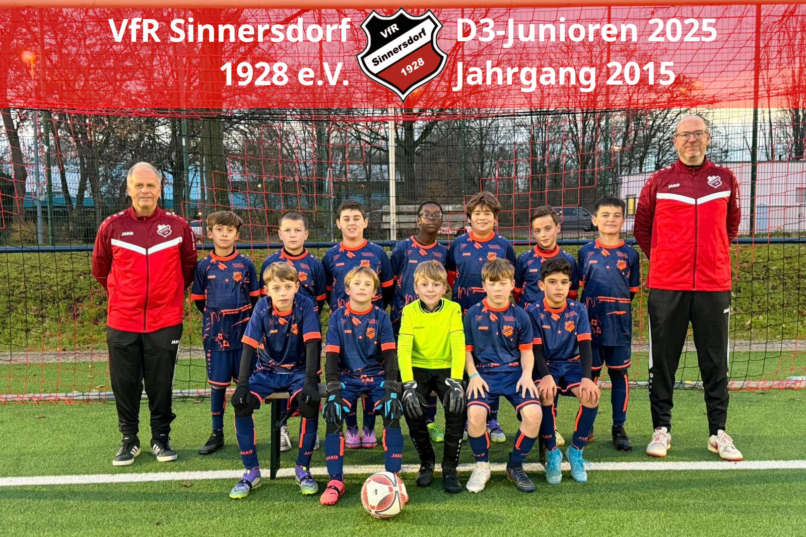 Mannschaftsfoto der F1-Junioren aus der Saison 23/24 Mannschaftsfoto der F1-Junioren mit Trainer Manfred Mrosek und Betreuern aus der Saison 23/24